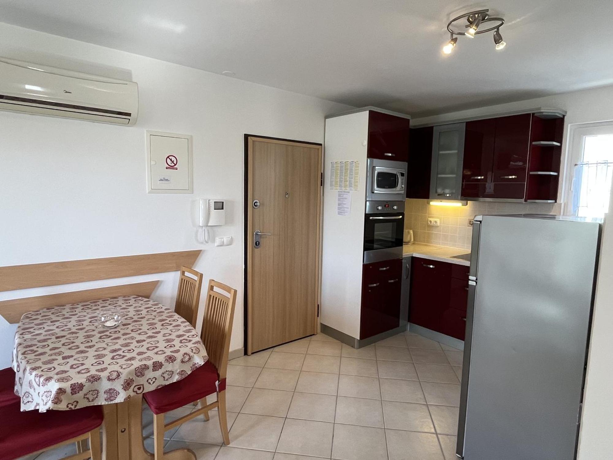 Apartments Diana Makarska Eksteriør bilde